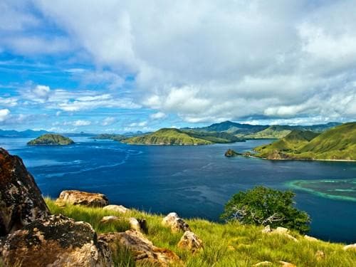  Tour de Flores 2017:  Cycling Across the Undulating Landscape of Flores