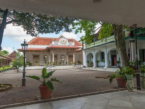 爪哇与巴厘岛有趣的哇扬皮影偶戏