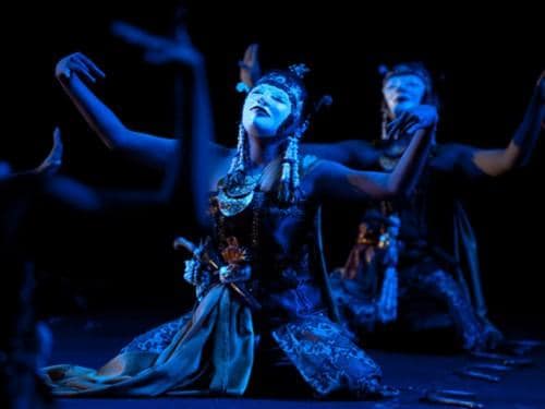 爪哇与巴厘岛有趣的哇扬皮影偶戏